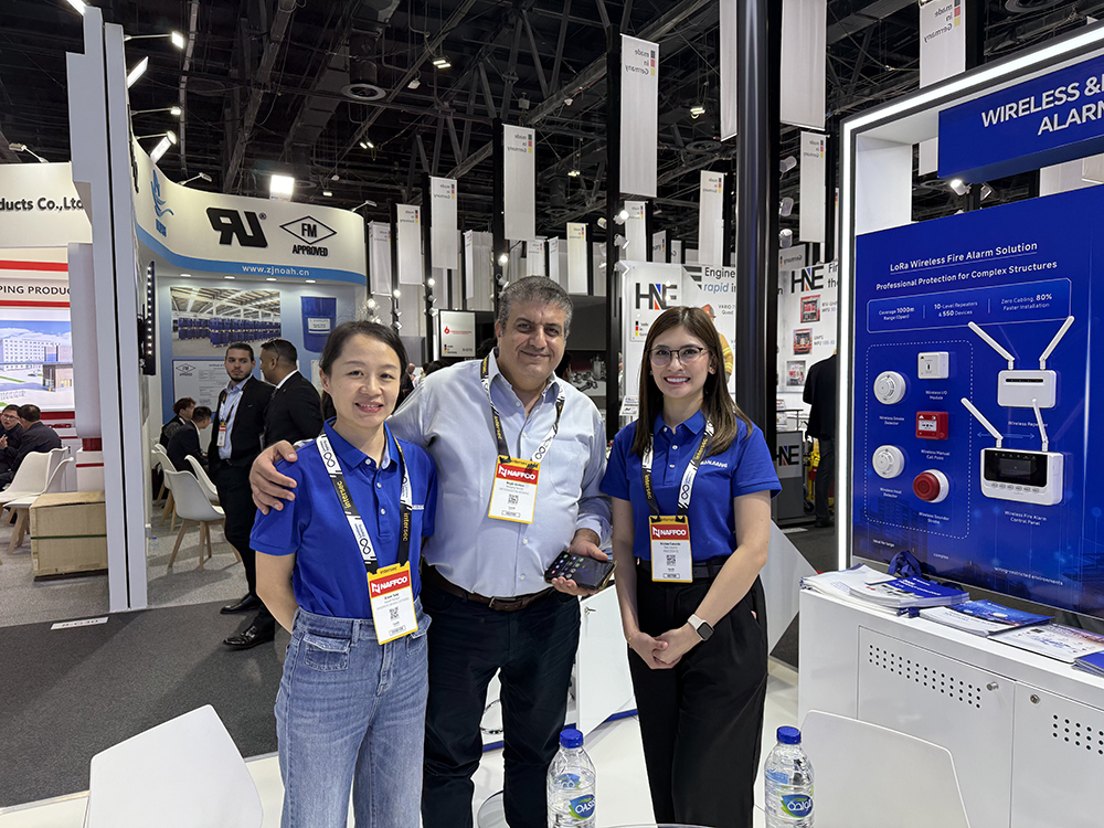 客户交流-10.JPG 客户交流-10.JPG